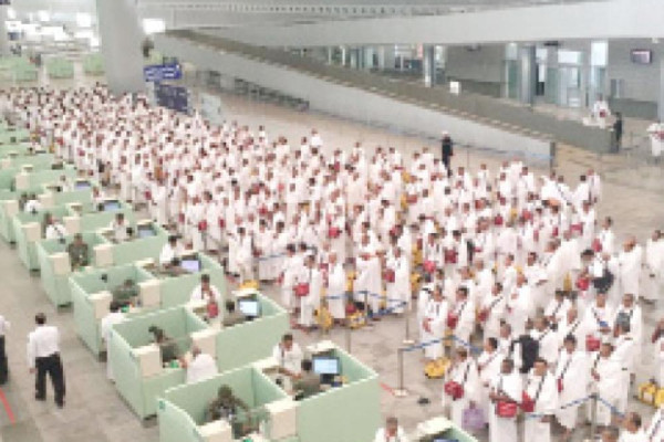 1,000 Jawazat staffers serve pilgrims at 140 counters