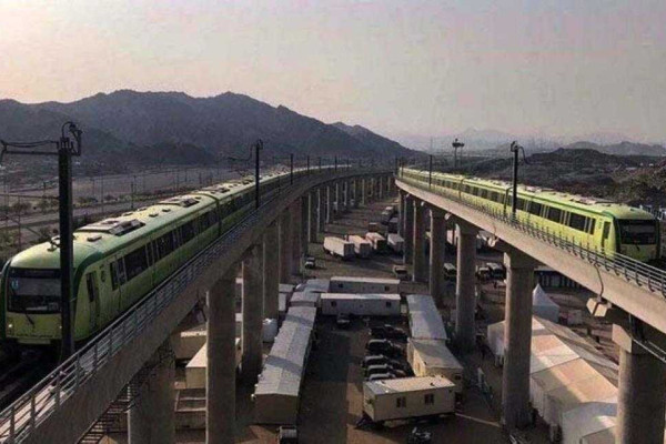 719,000 foreign pilgrims arrive; Mashaer Train makes trial runs