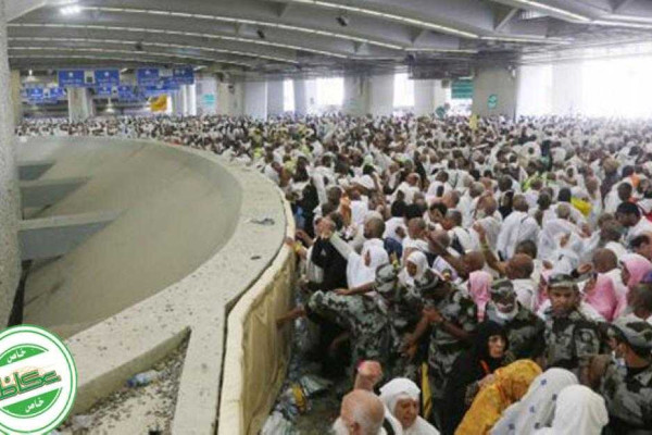Pilgrims continue to stone the Satan and doing tawaf Al-Ifada