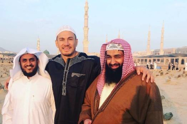 Sonny Bill Williams on Islamic pilgrimage to Mecca