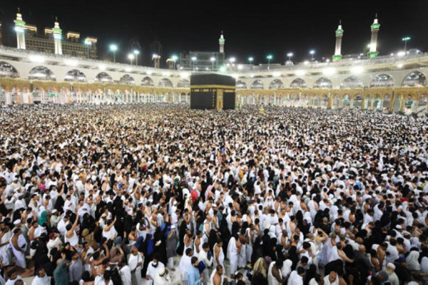 Over 2m worshipers attend Khatm Al-Qur’an at the Grand Mosque