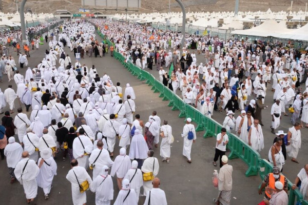 Saudi winner of 1 mln riyals hajj crowd management prize plugs gap in use of big data and AI