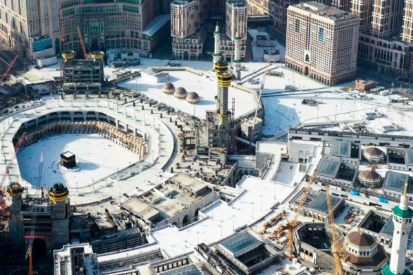 24k pilgrims perform Umrah after Grand Mosque reopening with no reported virus cases
