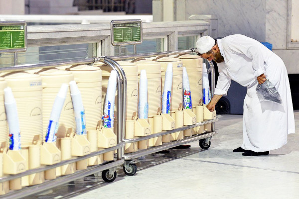 Saudi Arabia lauded for serving Hajj pilgrims
