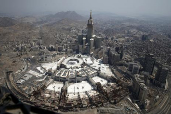 The number of Muslims undertaking the Hajj has doubled in 20 years. How is Mecca coping?