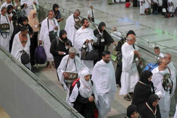 Umrah season starts one month ahead