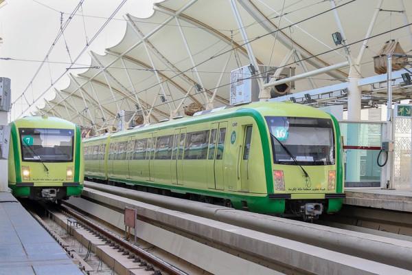 Advanced railways keep Hajj pilgrims on track