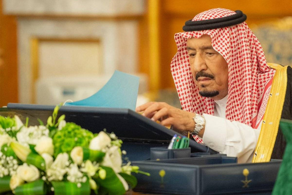 Saudi Cabinet decides to allow pilgrims free movement