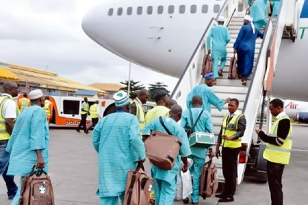 Fraudsters already on the prowl, Oyo govt warns 2020 pilgrims