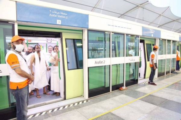 Mashaer train offers 7,000 seasonal jobs for men