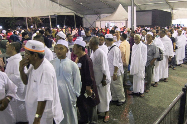 Covid-19: Indonesia presses Saudi for decision on haj