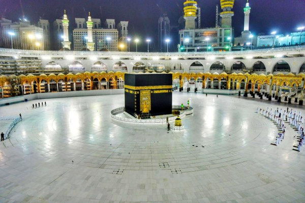 Saudi authorities yet to announce hajj plans as they weigh coronavirus risks