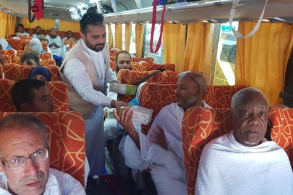 Madinah charity distributes 20,000 Iftar meals per day