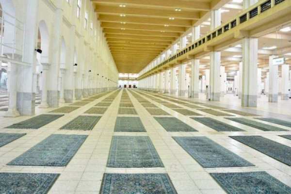 Two mosques in the Holy Sites furnished with new carpets, facilities