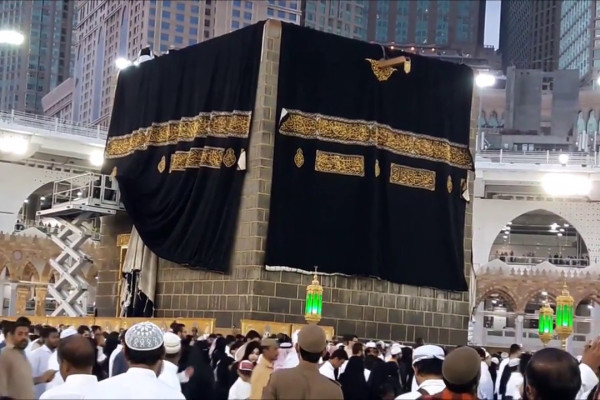 Hajj cost may increase to Rs550,000 this year