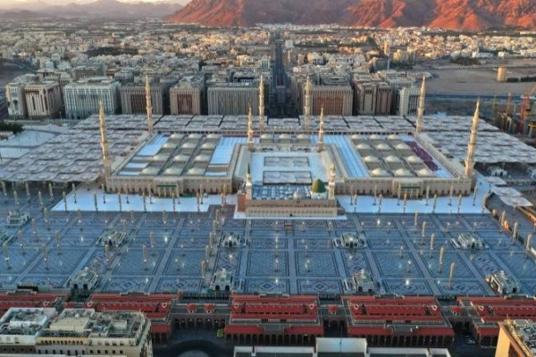 King Salman okays several Prophet’s Mosque projects