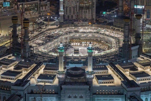 Issuing permit to perform Umrah in Ramadan via Nusuk app begins
