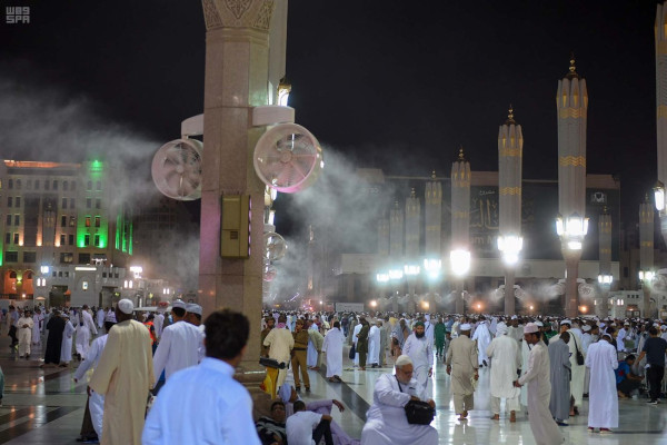 Hundreds of fans installed at Prophet’s Mosque in Saudi Arabia to cool pilgrims