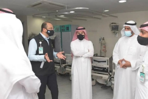 Emergency first aid center opens inside Grand Mosque in Makkah