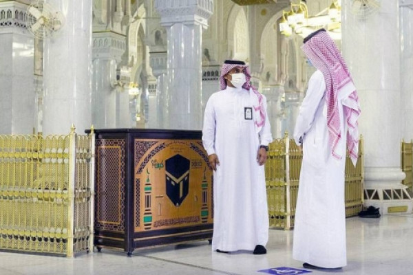 Presidency allocates prayer areas in Makkah to interpret Friday Khutbah in sign language