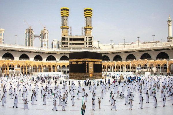 Umrah app will increase competition, enrich pilgrim experience, says Saudi official