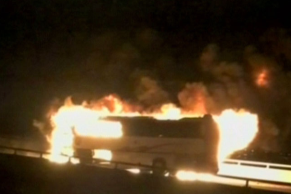 Saudi bus crash kills 35 foreigners in Madinah