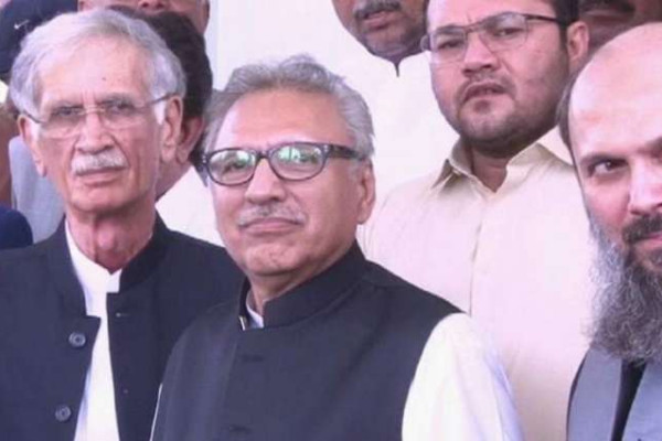 President Dr Arif Alvi, Who Reached Makkaht Ul Mukarrama Performed Umrah