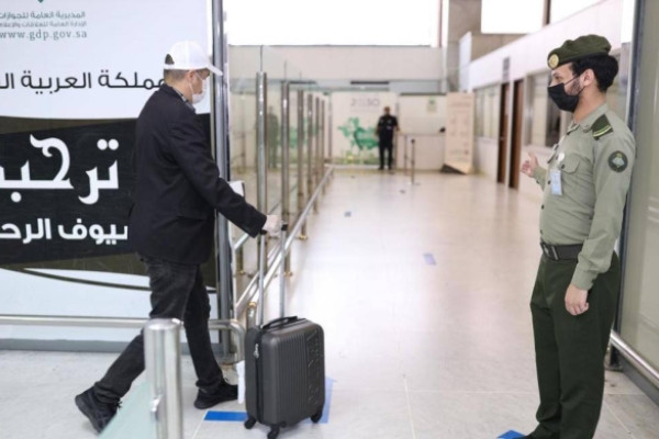 Saudi Arabia to lift travel ban, resume all international flights from March 31