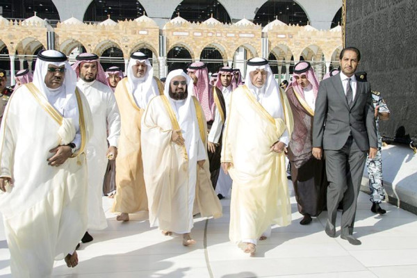 On behalf of King, Makkah Emir washes Kaaba