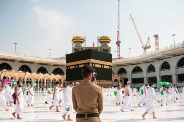Saudi Arabia allocates 5.33 sq mt for each pilgrim in Mina camps