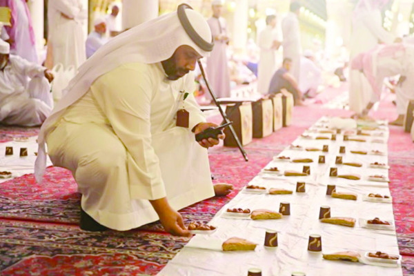 Ramadan rituals’ welcome return in Makkah and Madinah after two years