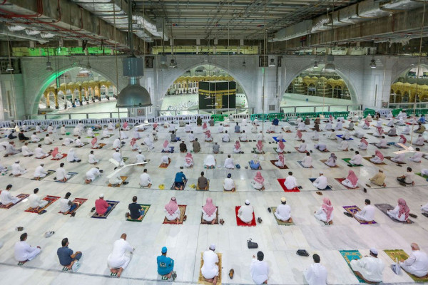 Saudi Arabia’s King Salman approves Tarawih prayers in Two Holy Mosques