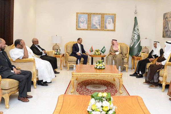 Minister discusses Hajj with officials from Mauritania