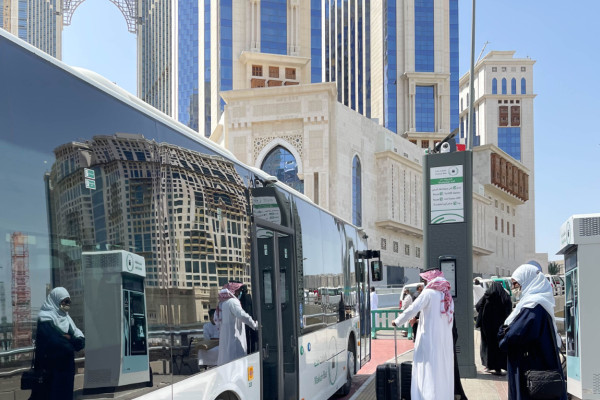 Makkah buses record 100,000 users on four trial routes
