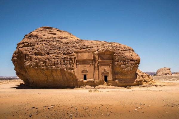 Saudi hotel  sector to gain from tourist  visa program