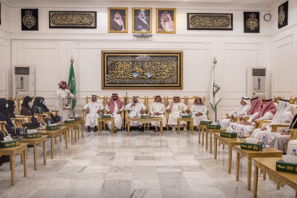 Two Holy Mosques chief announces initiative for gifted students