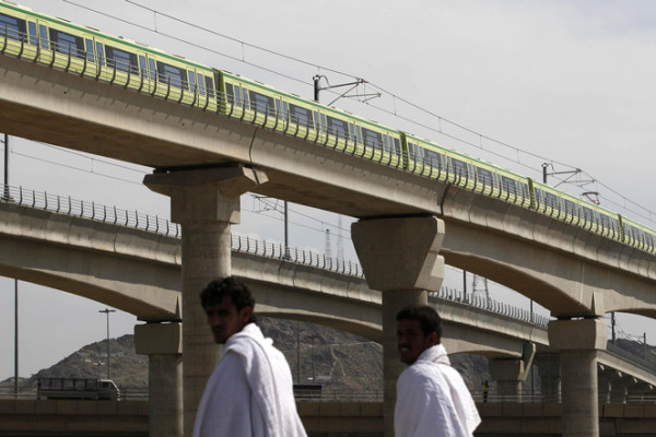 Mashair train to transport half a million pilgrims to Mecca