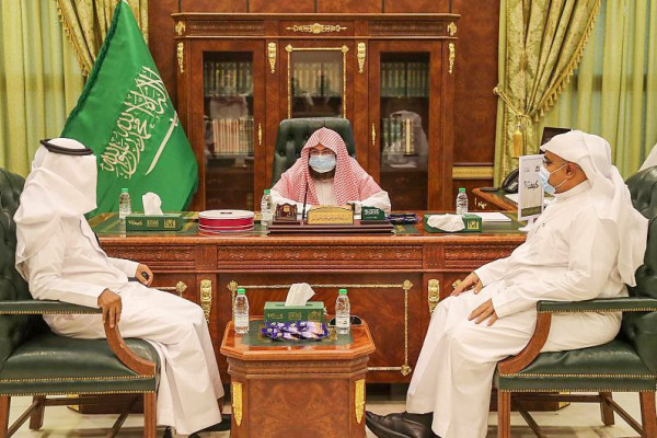 Al-Sudais inspects Zamzam water project in Makkah