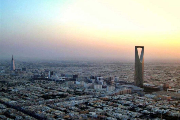Saudi Arabia places order to introduce smart services on buses in Makkah