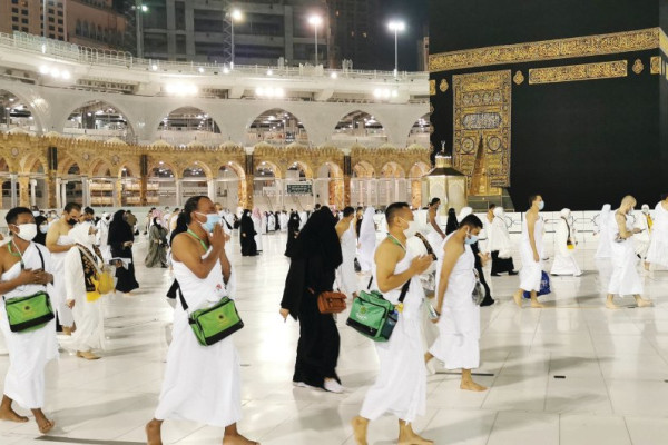 Indonesians impressed with Saudi arrangements to protect Umrah pilgrims