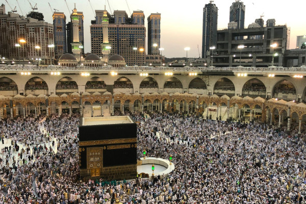Malaysia Plans $4.8 Billion Rescue of Islamic Pilgrim Fund