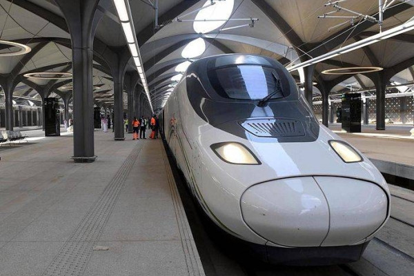 Haramain railway raises speed to 300 km per hour