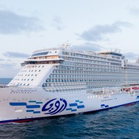 Aroya Cruises